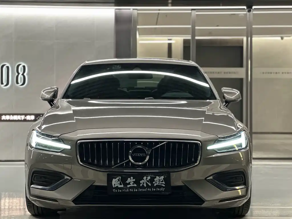 Volvo S60 2021