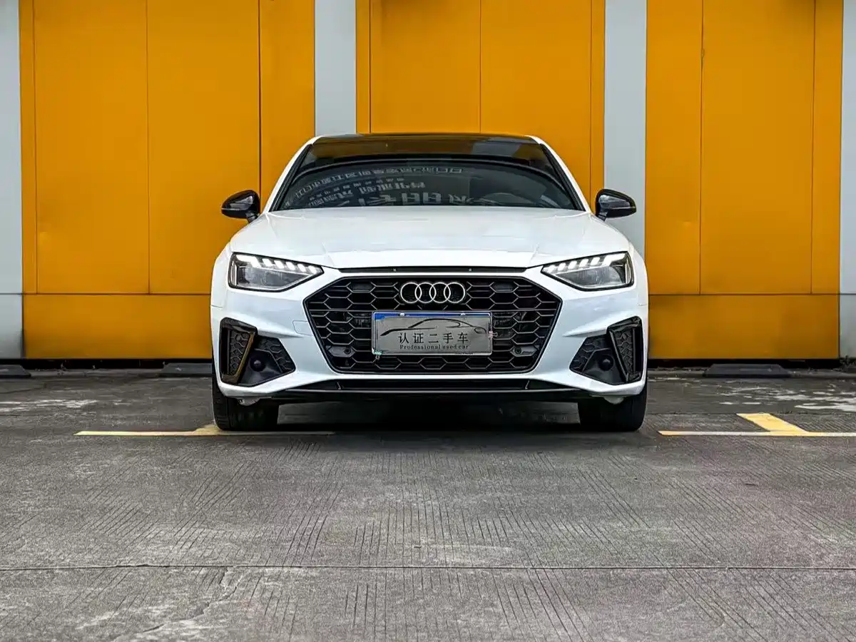 Audi A4 2024