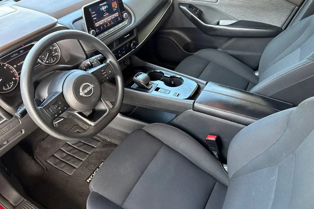 Nissan Rogue 2023