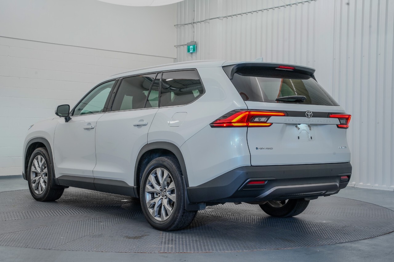Toyota Grand Highlander 2024