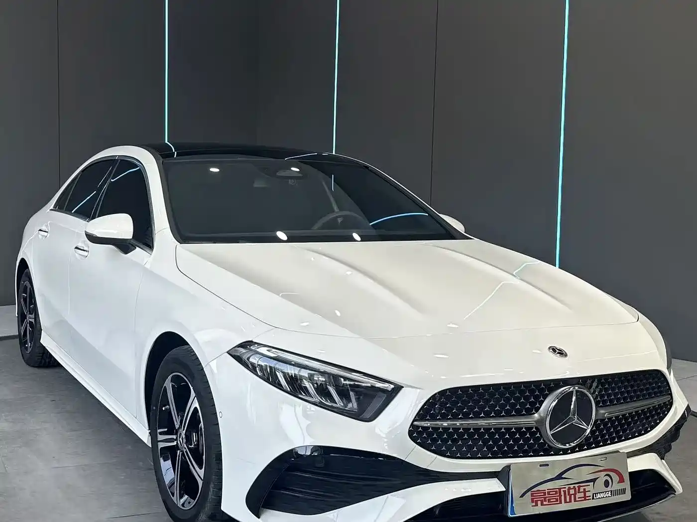Mercedes-Benz A-Класс 2024