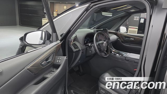 Toyota Alphard 2024