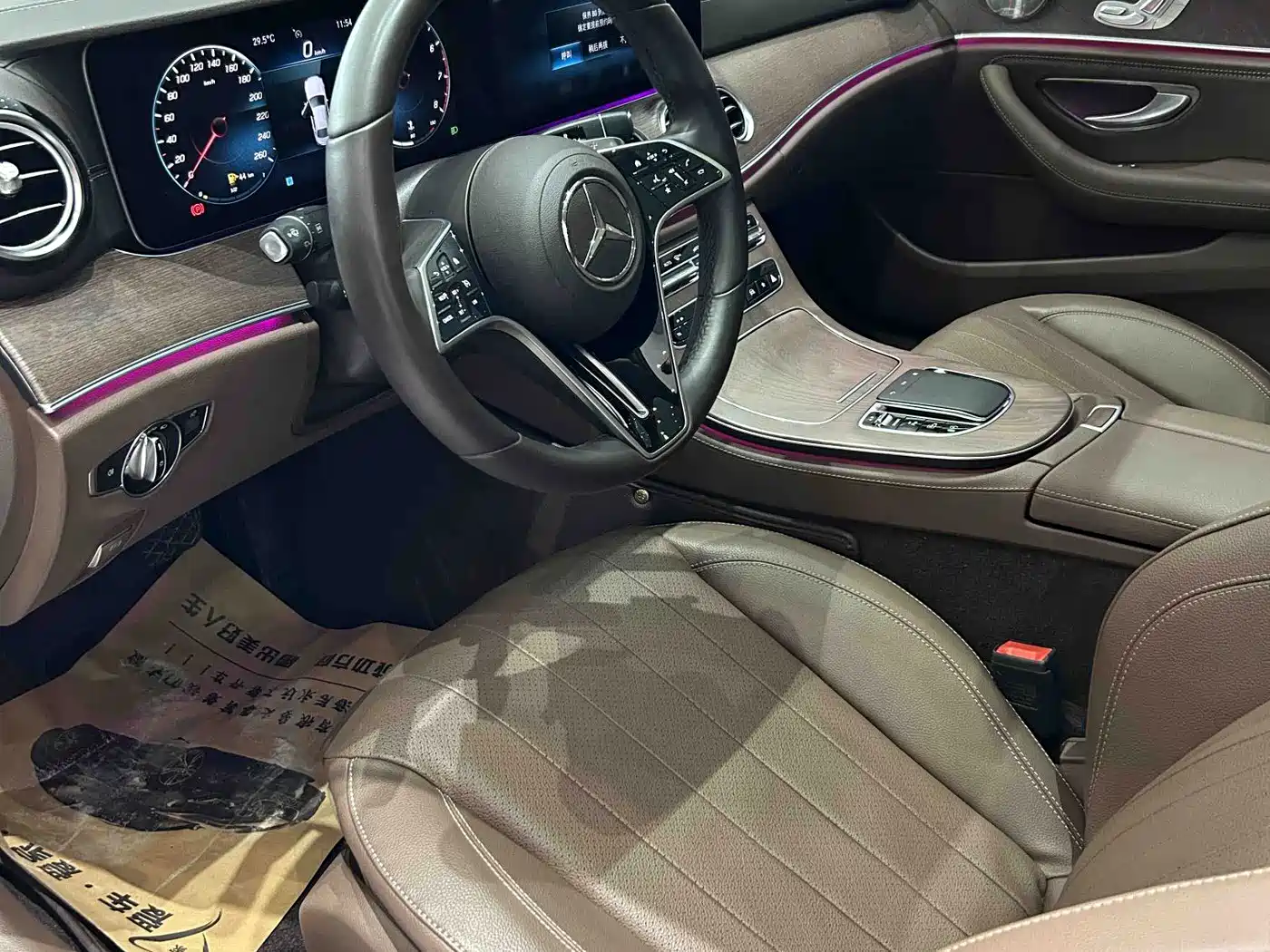 Mercedes-Benz E-Класс 2023