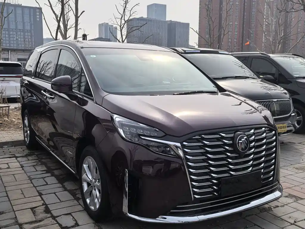 Buick GL8 2025