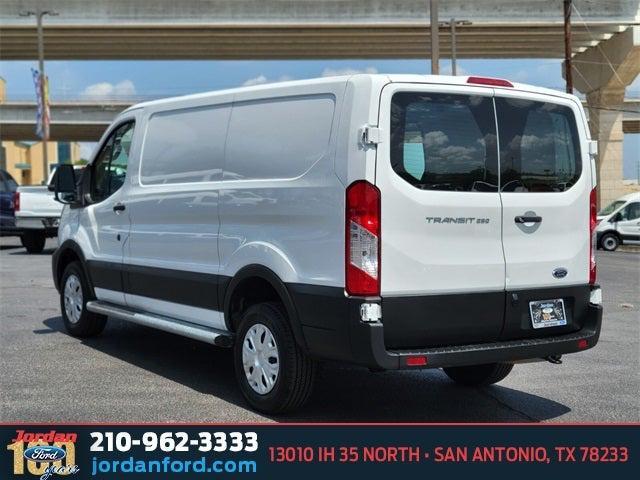 Ford Transit 2023