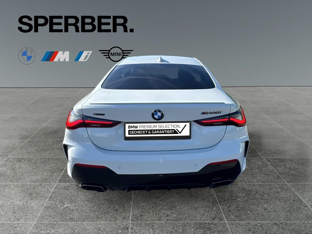BMW M440 2022