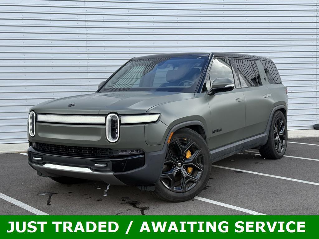 Rivian R1S 2022