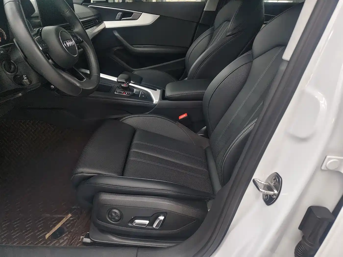 Audi A4 2024