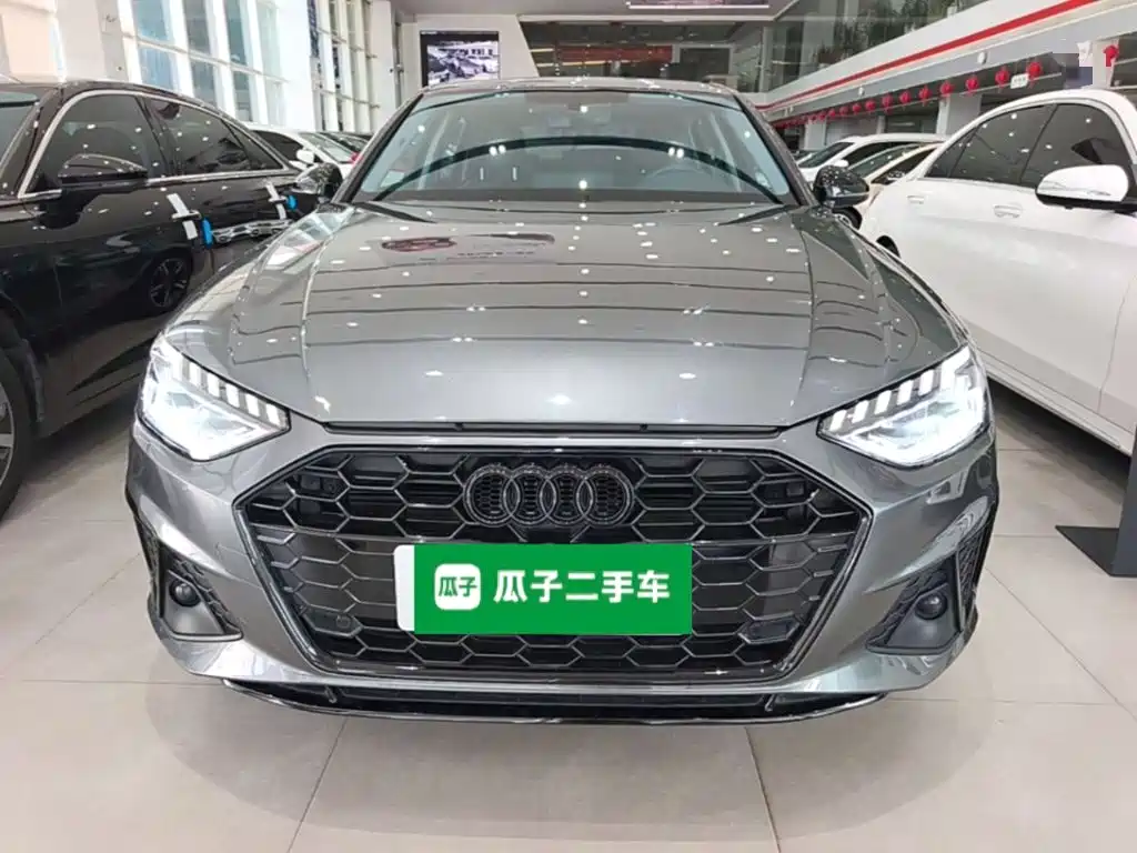 Audi A4 2023