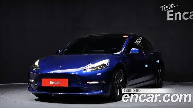 Tesla Model 3 2021