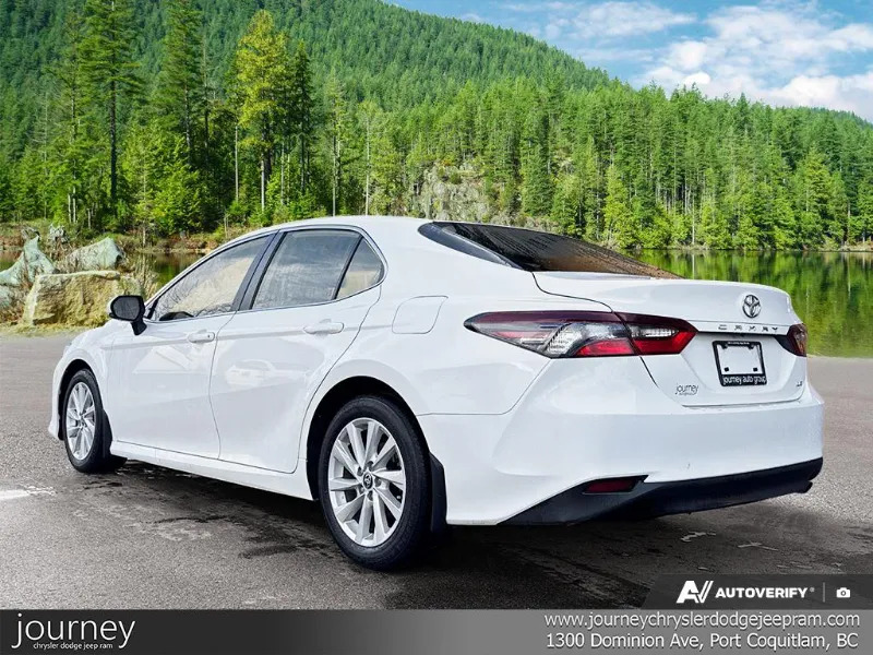 Toyota Camry 2022