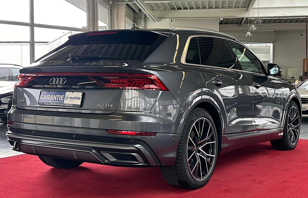 Audi Q8 2023