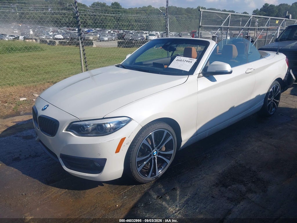 BMW 230 2021