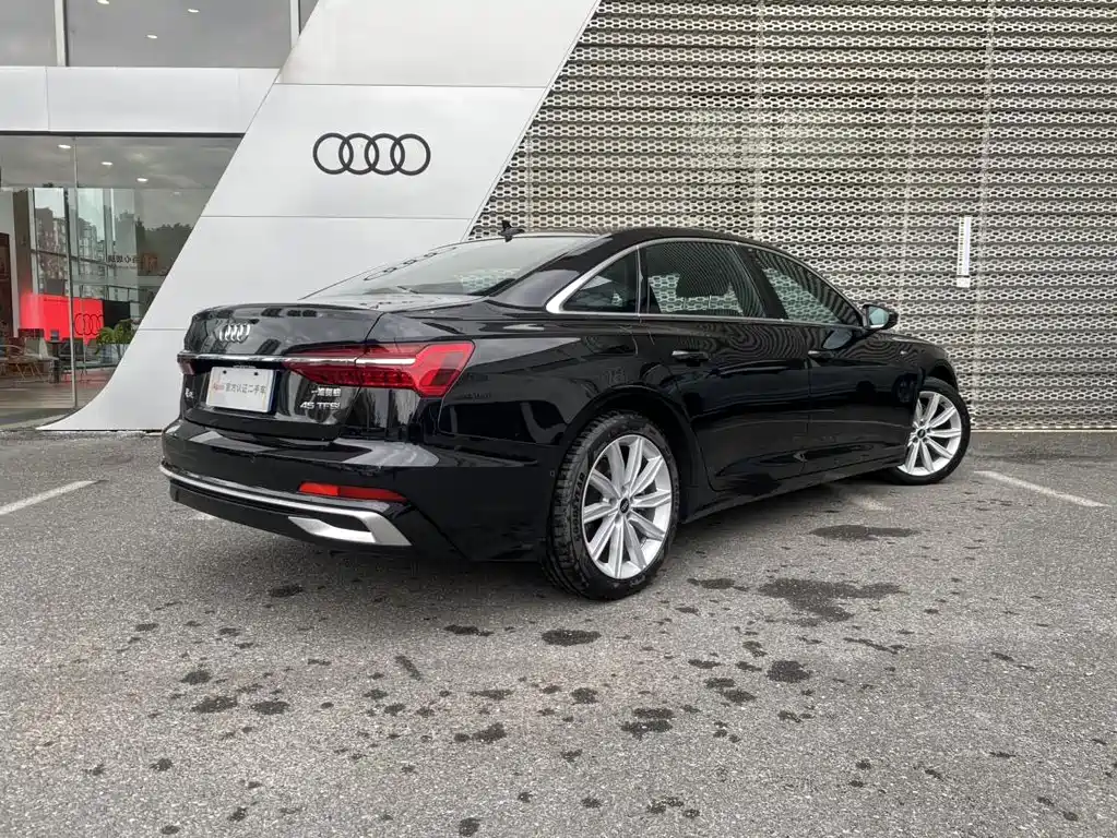 Audi A6 2024