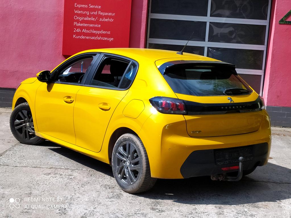 Peugeot 208 2021