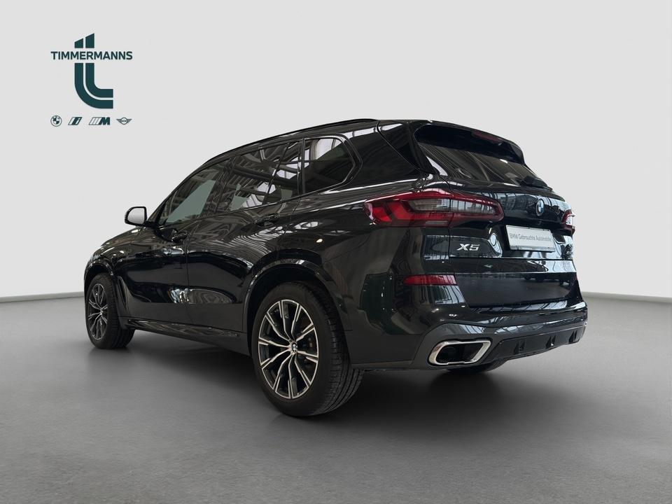 BMW X5 2021