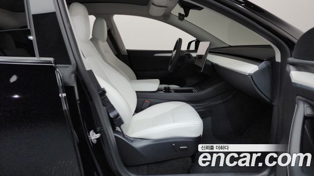 Tesla Model Y 2023