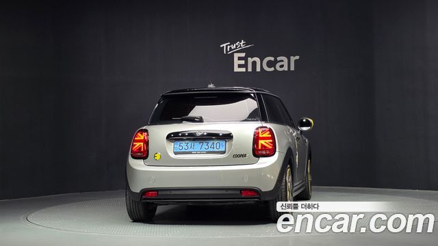 Mini COOPER 2023