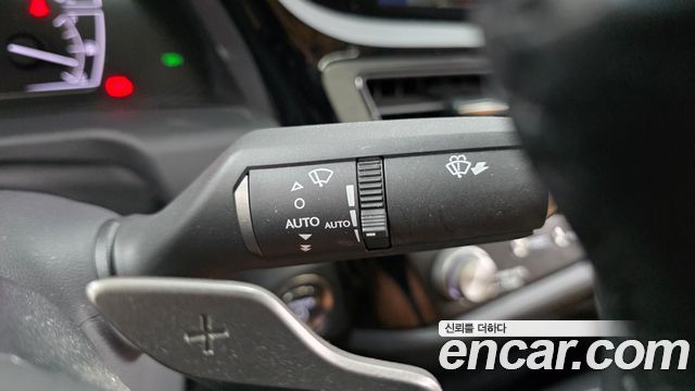 Lexus ES 2023