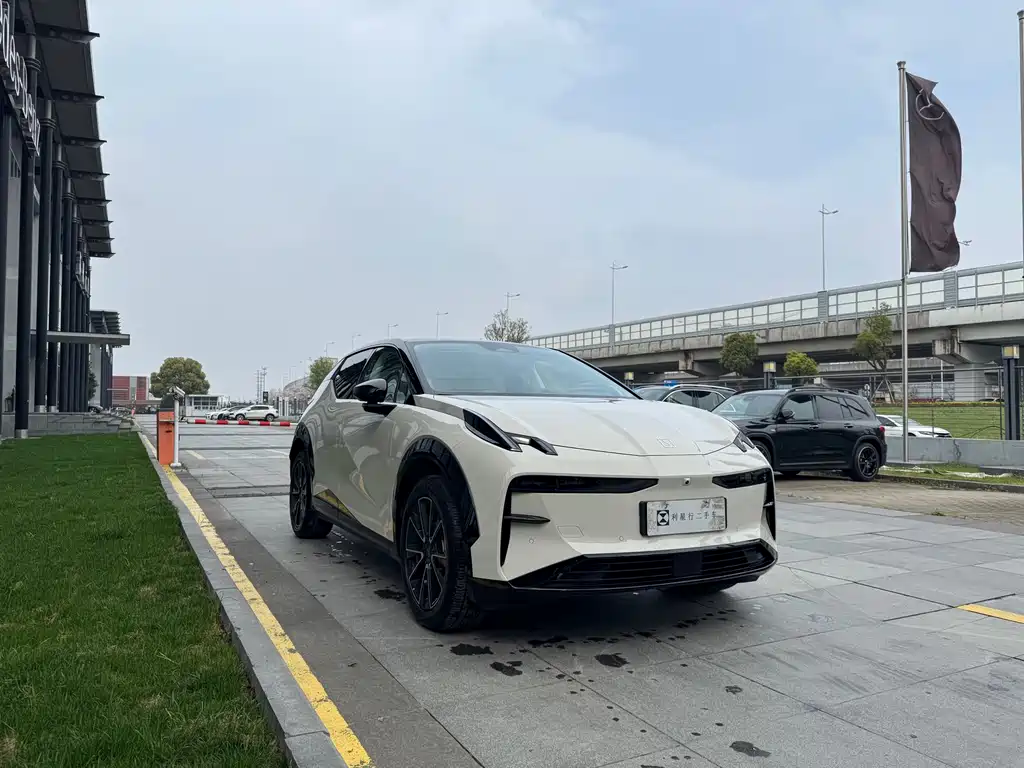 Zeekr X 2025