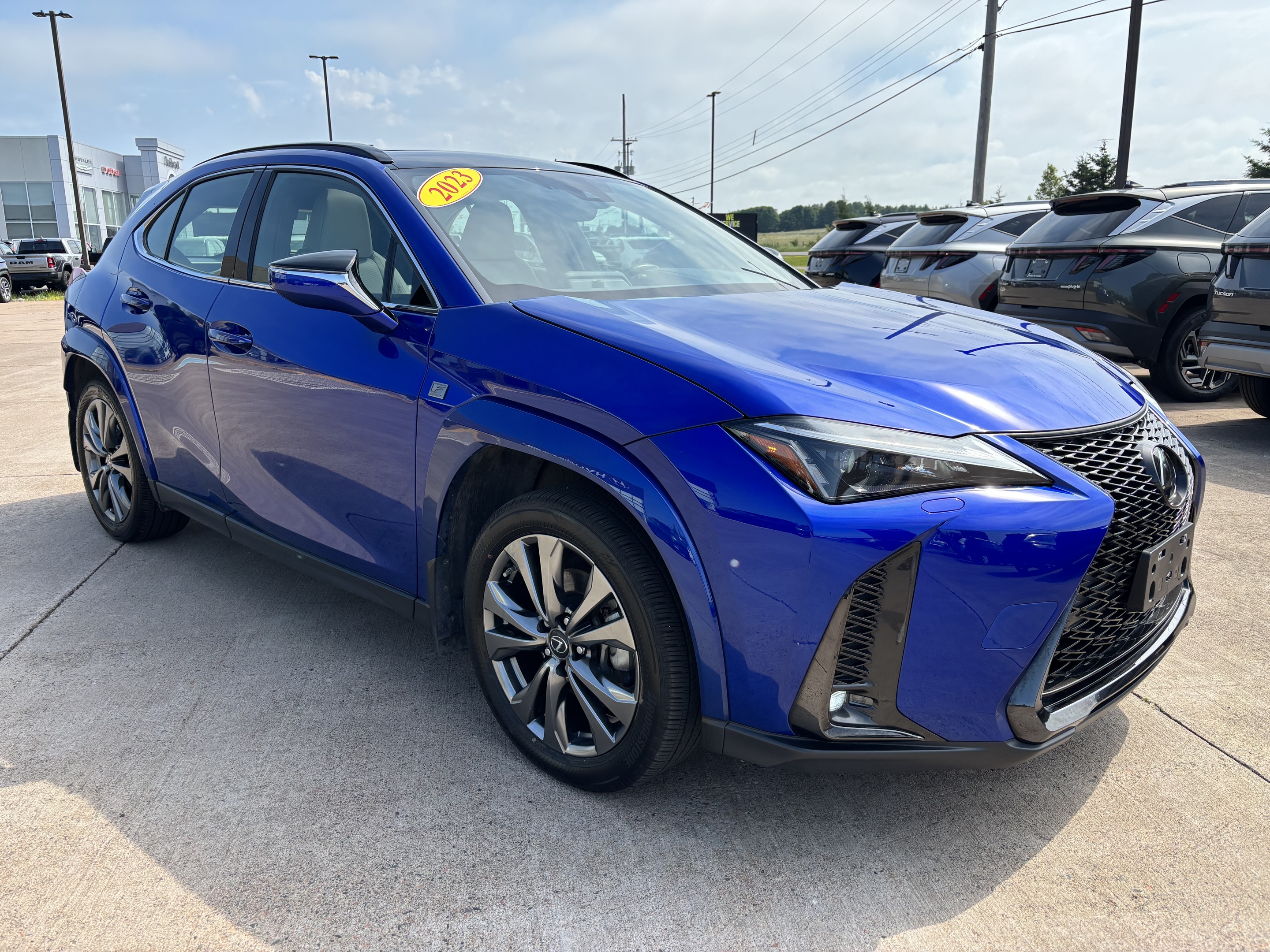 Lexus UX 2023