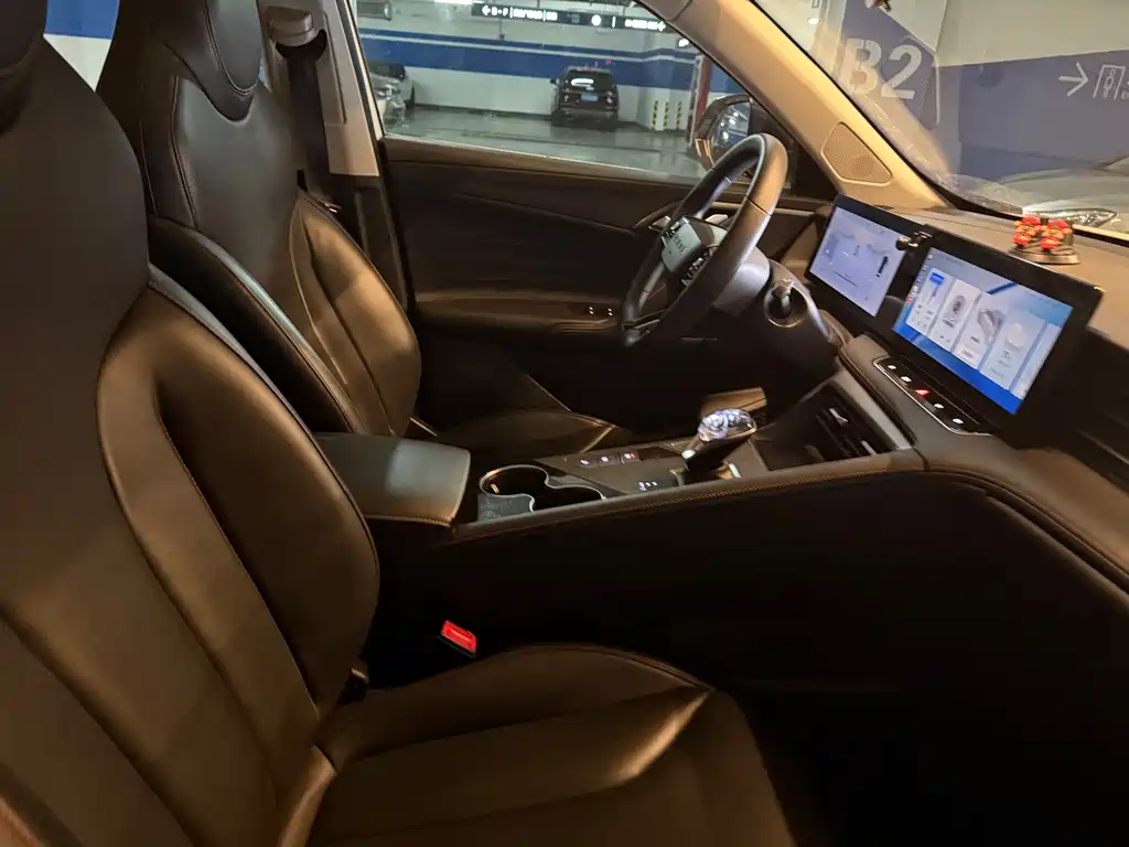Roewe RX5 2022