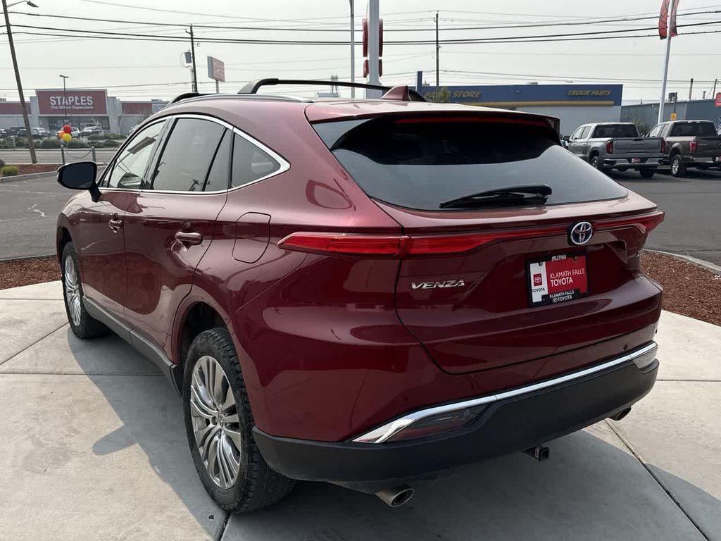 Toyota Venza 2023