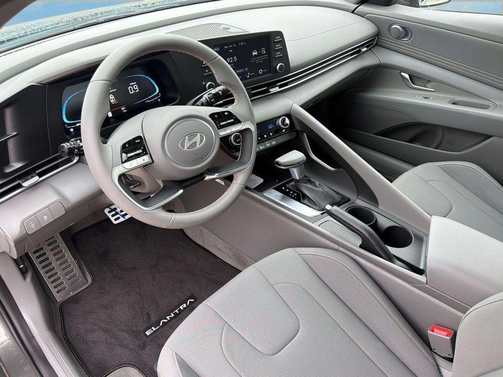 Hyundai Elantra 2026