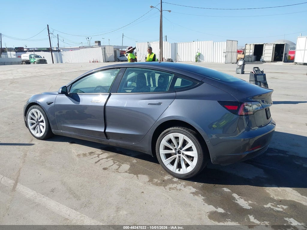 Tesla Model 3 2022