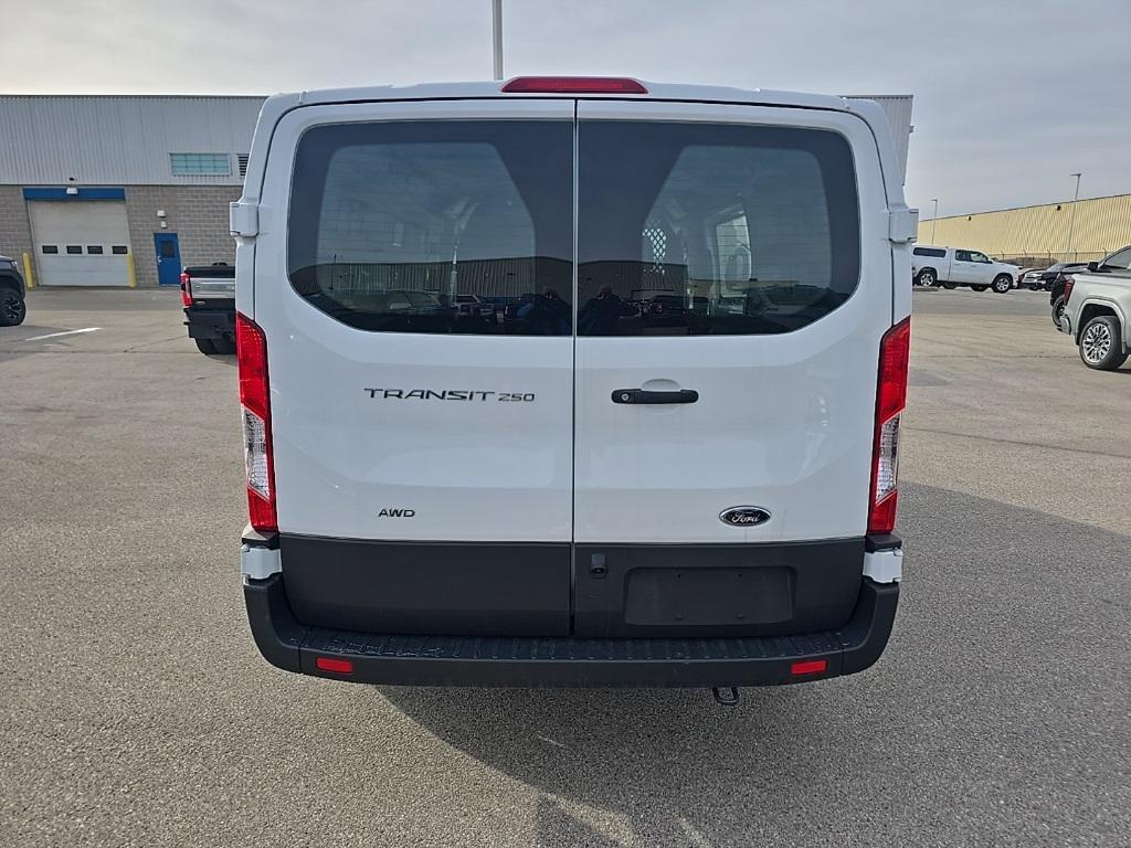 Ford Transit 2024