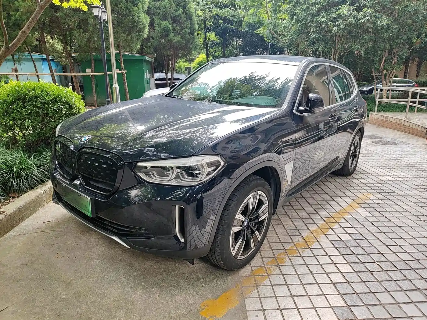 BMW iX3 2021