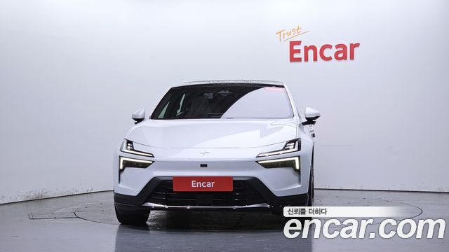 Polestar 4 2025