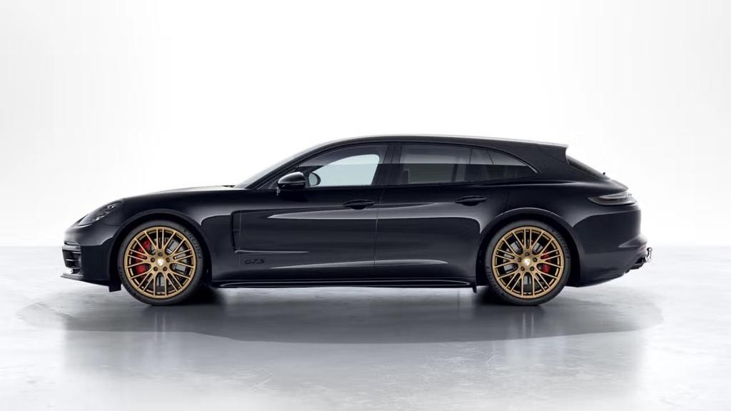 Porsche Panamera 2023