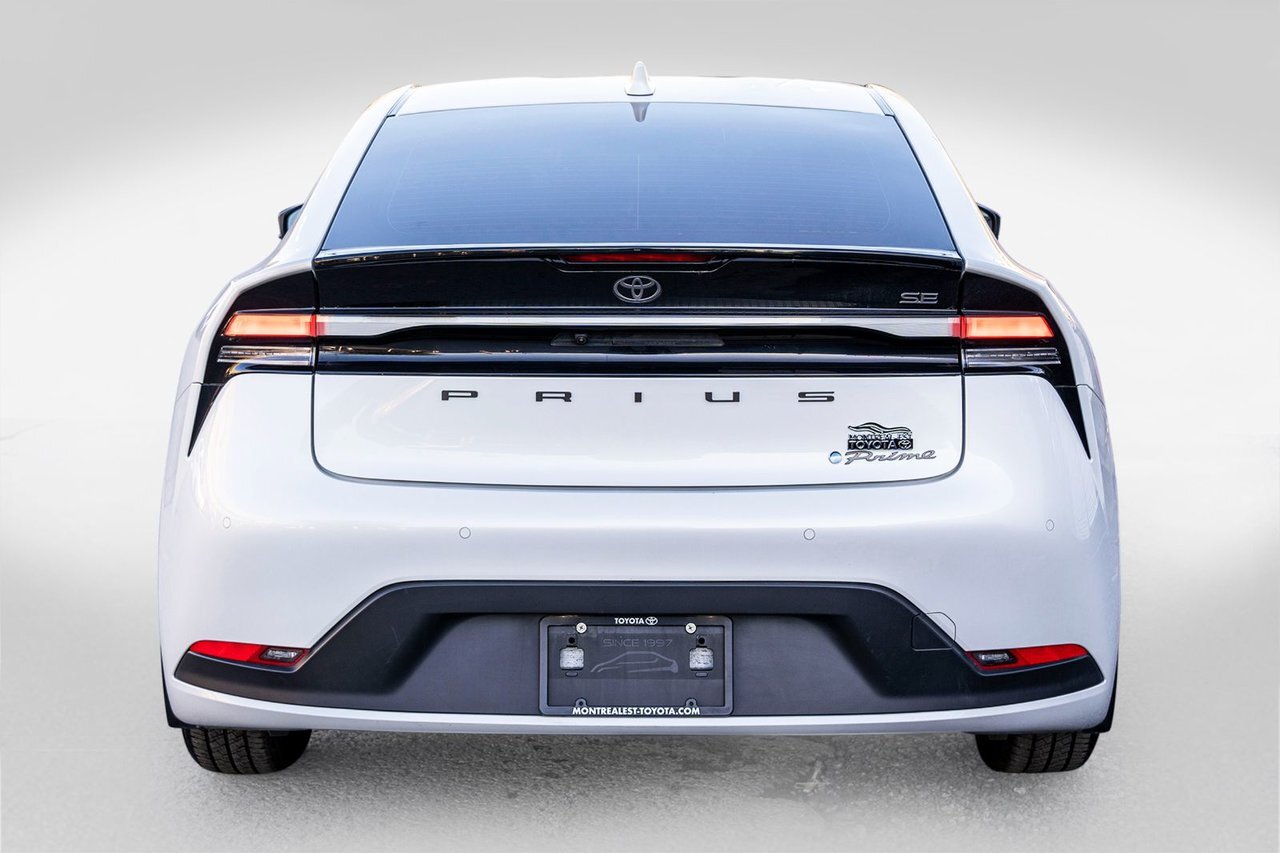 Toyota Prius 2024