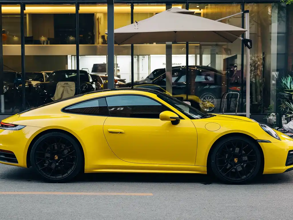 Porsche 911 2024