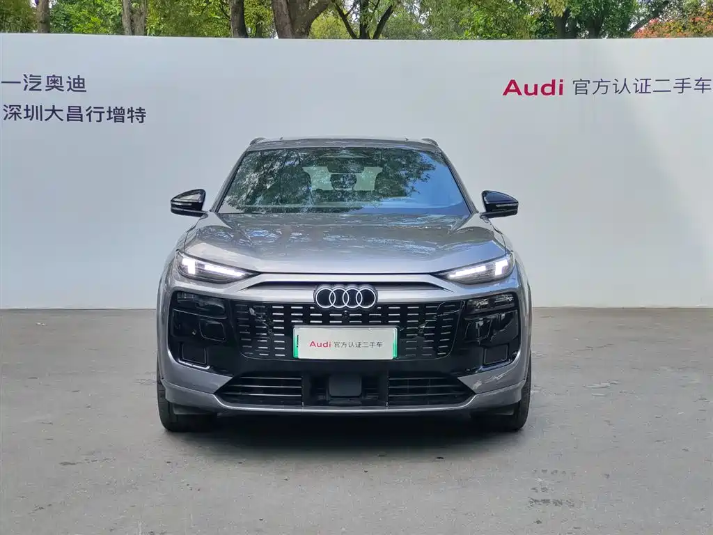 Audi e-tron 2025