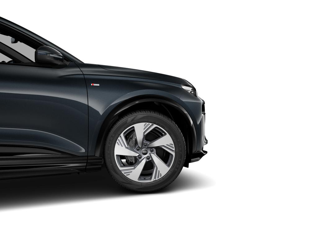 Audi Q6 e-tron 2025