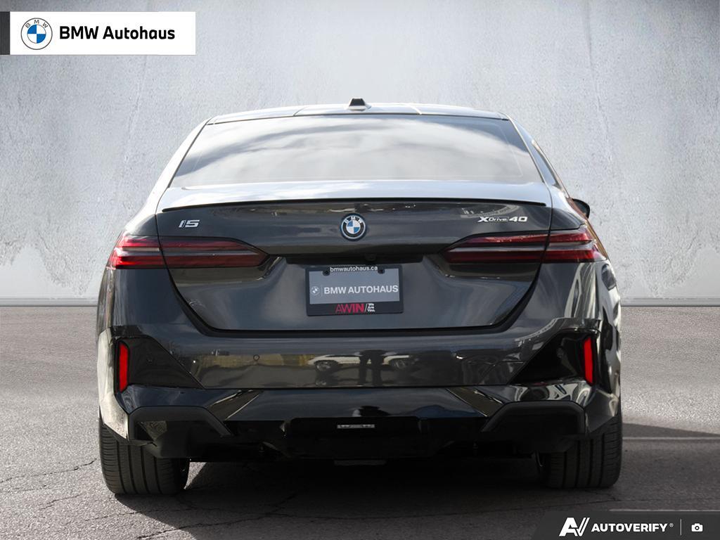 BMW i5 2025