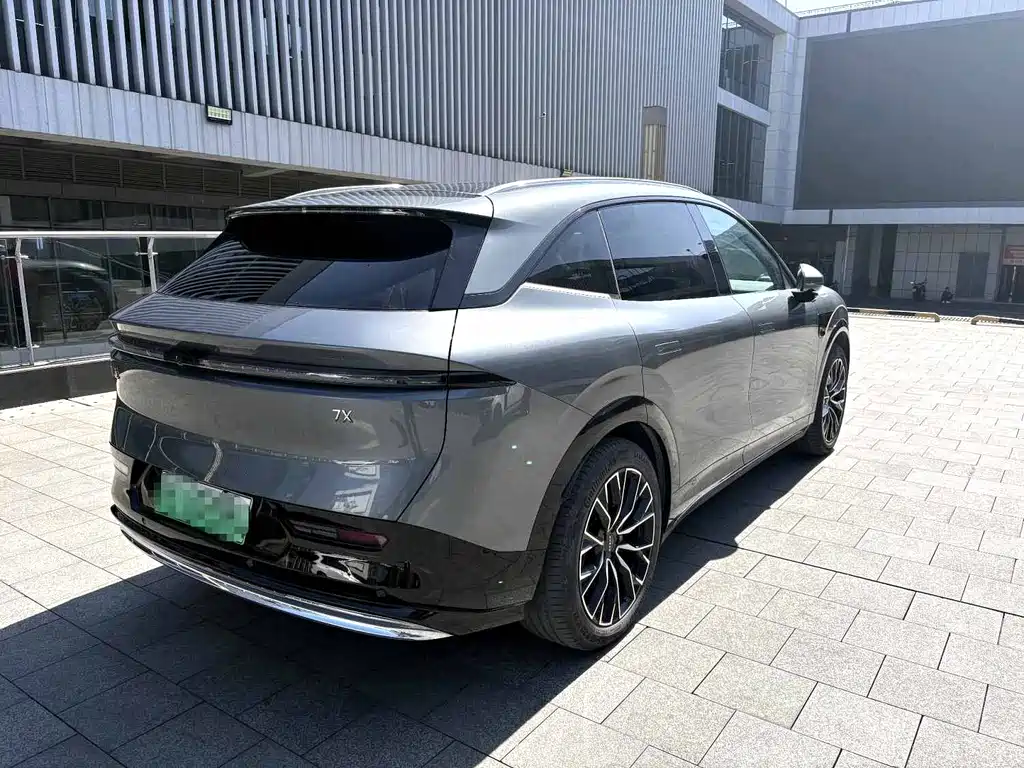 Zeekr 7X 2024