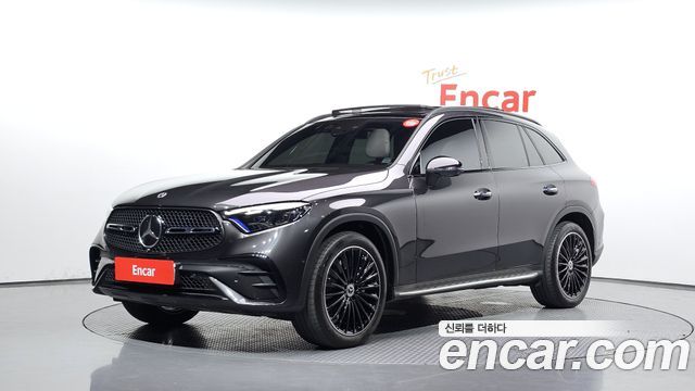 Mercedes-Benz GLC 2023