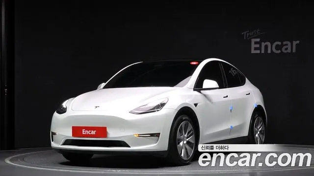 Tesla Model Y 2022