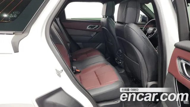 Land Rover Range Rover Velar 2024