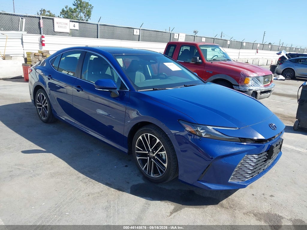 Toyota Camry 2026