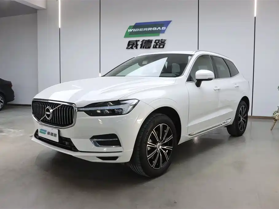 Volvo XC60 2021