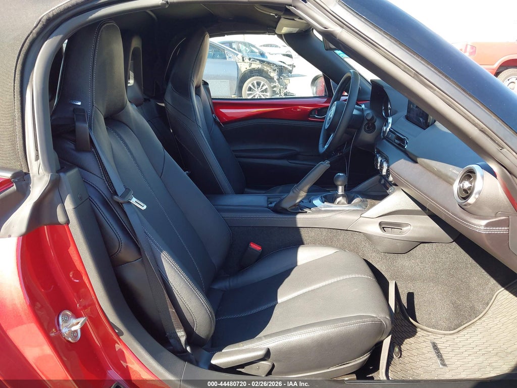 Mazda MX-5 2025