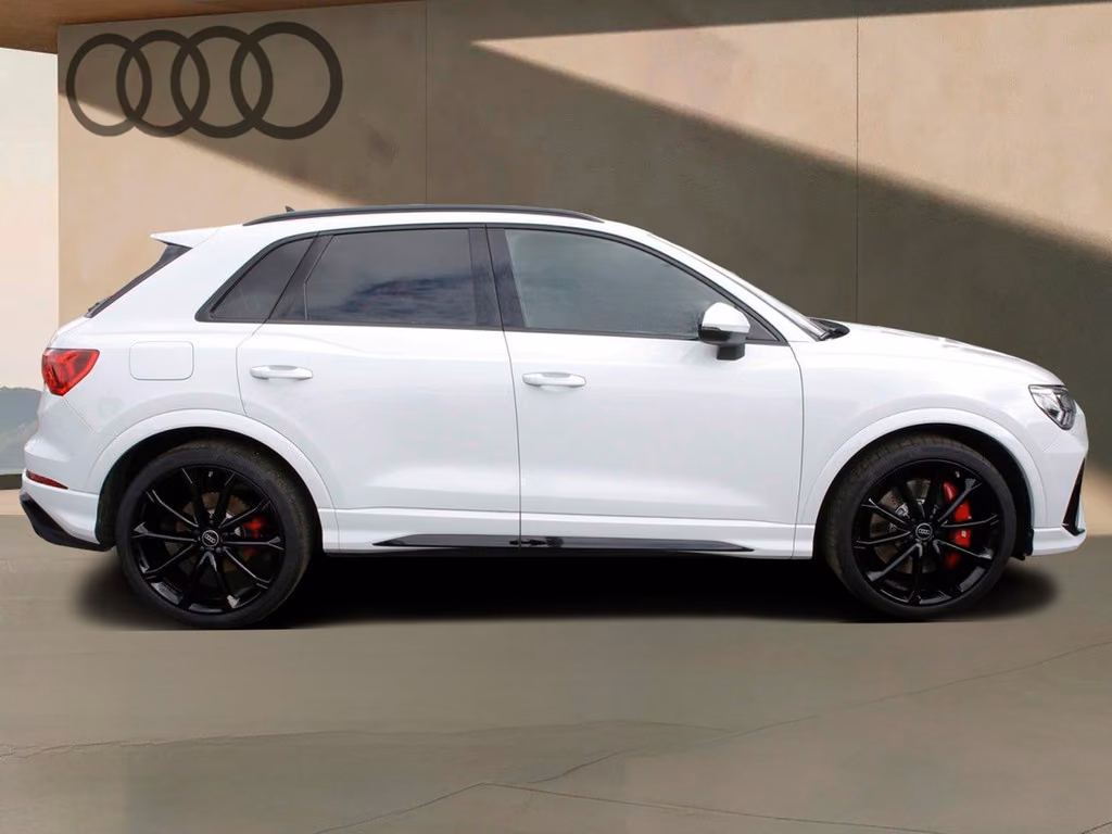 Audi RSQ3 2024