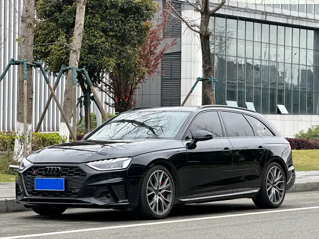 Audi S4 2024