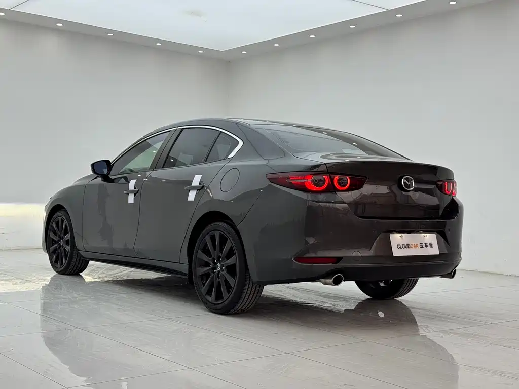 Mazda 3 2023
