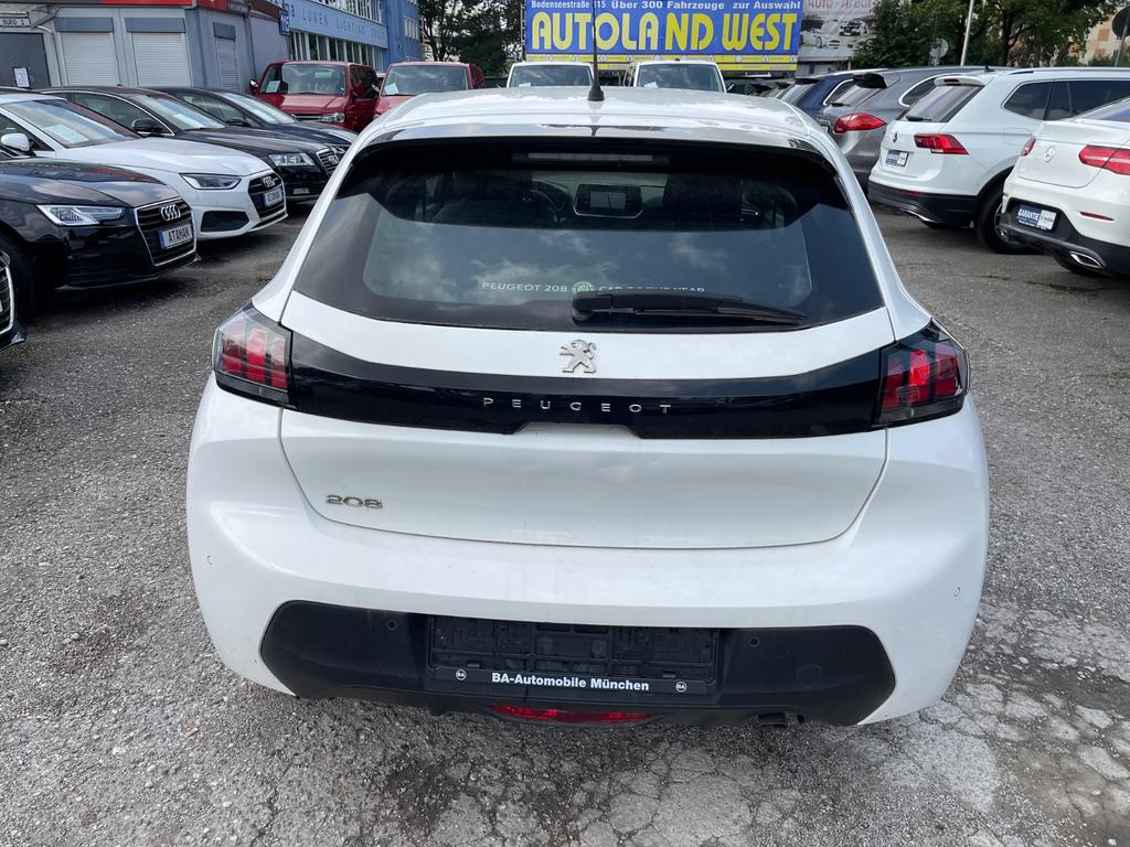 Peugeot 208 2021
