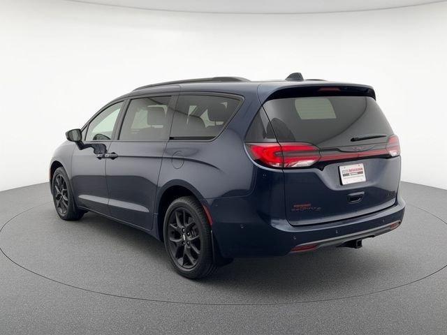 Chrysler Pacifica 2023
